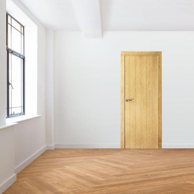 puerta-madera-rustica interior-habitacion