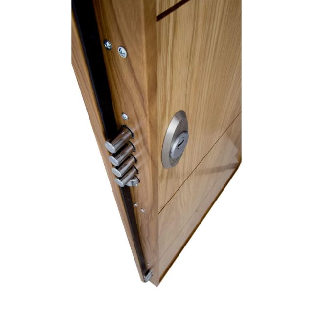puerta-acorazada-roble-4-lineas-cerradura