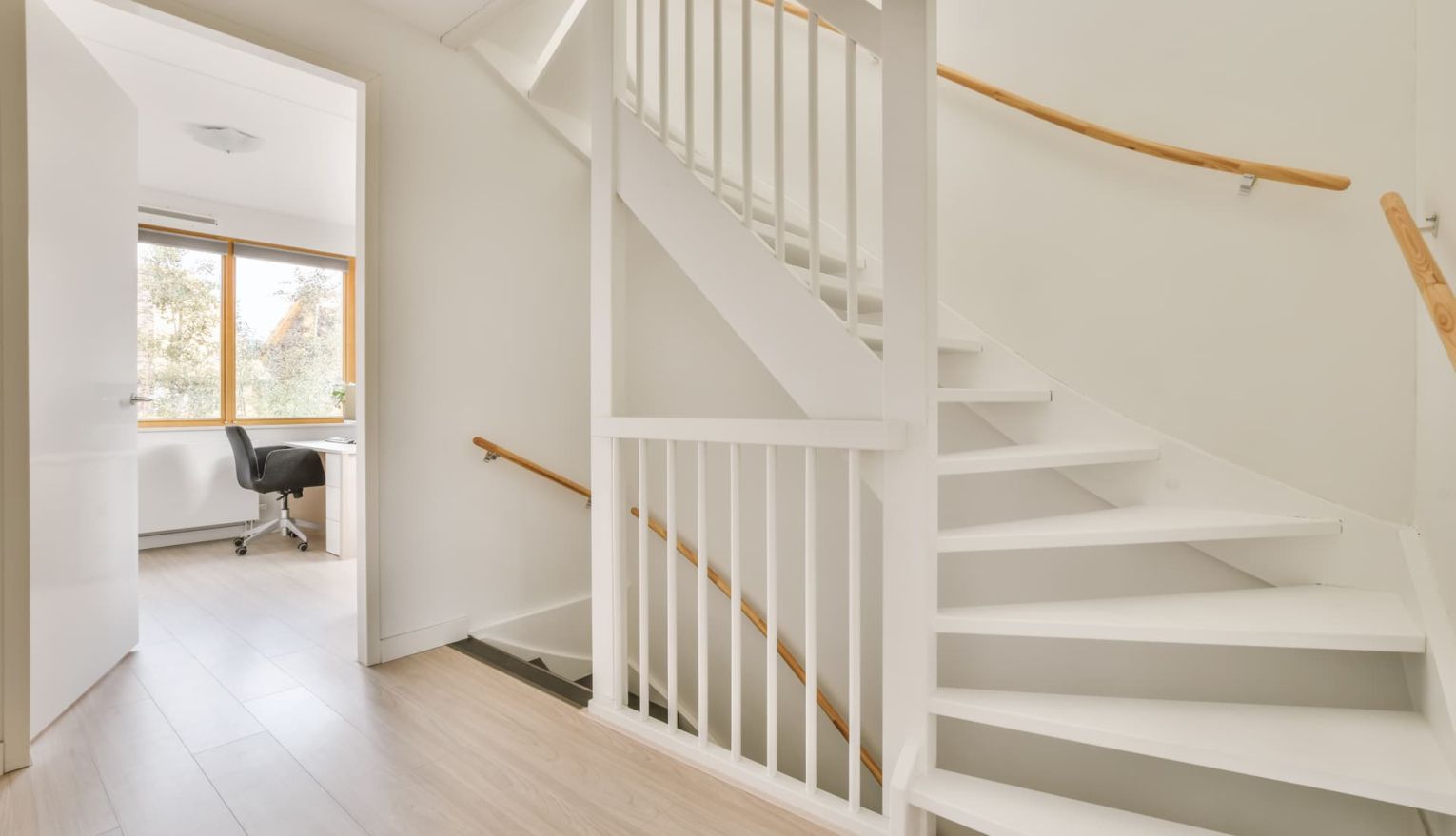 Peldaños lacado blanco