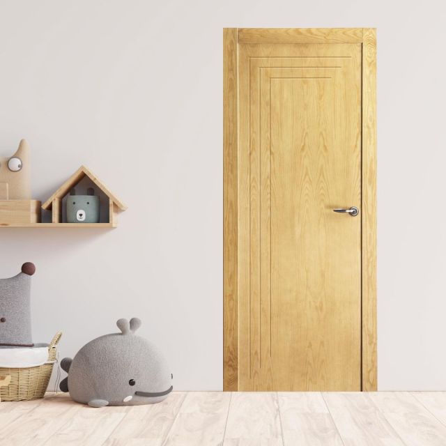 puerta-maciza-rayas-elegante-habitacion