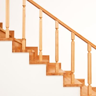 baranda madera balaustres