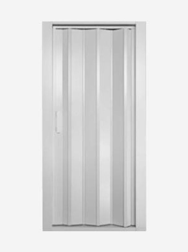 puerta blanca plegable