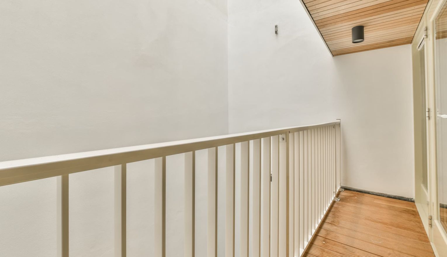 Baranda basic blanca